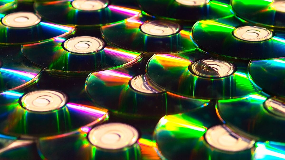 Nad kompaktními disky se po čtyřech dekádách stahují mračna